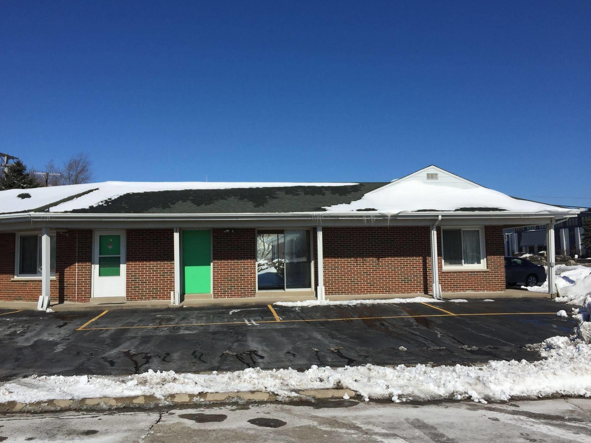 Sunset Motel Lake Bluff Exterior photo