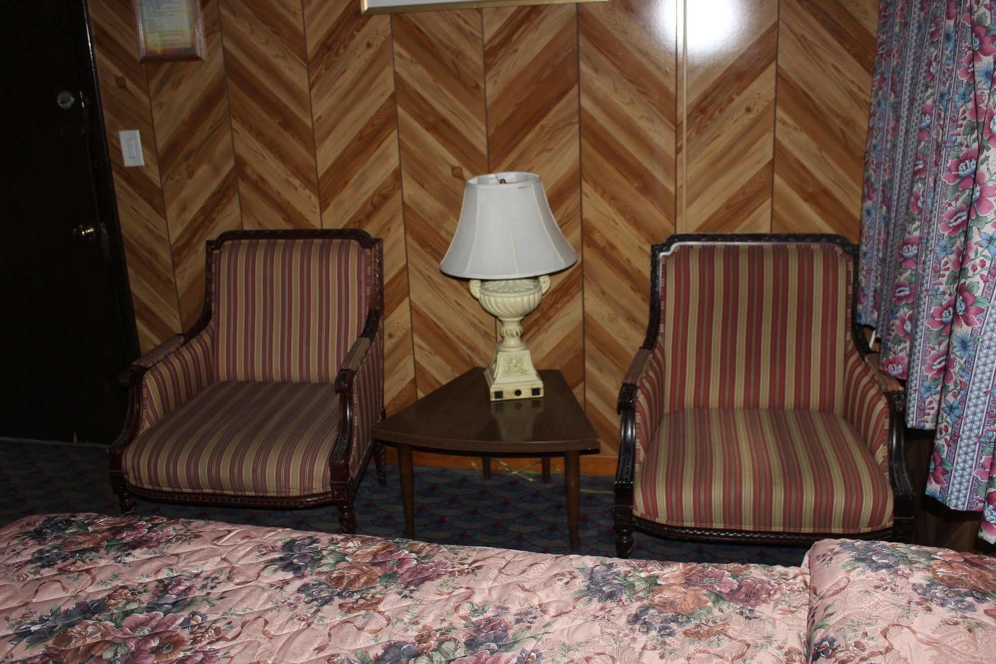 Sunset Motel Lake Bluff Exterior photo